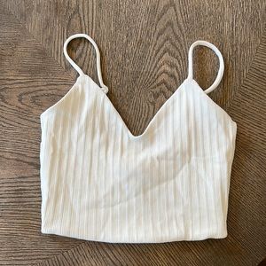 Cream BB Dakota Steve Madden Crop Top V-Neck Size Small Ribbed